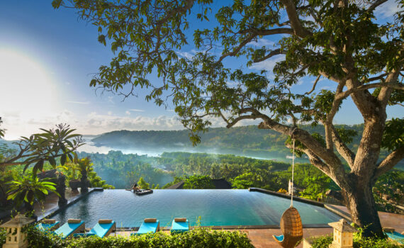 Infinity pool